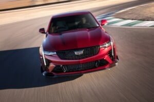 Cadillac CT4-V Blackwing 2022: Así es el Blackwing más pequeño de la familia