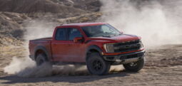 Ford F-150 Raptor lleno