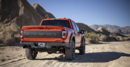 Ford F-150 Raptor lleno