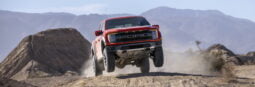 Ford F-150 Raptor lleno
