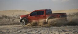 Ford F-150 Raptor lleno