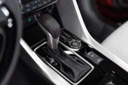 Mitsubishi Eclipse Cross: Premium lleno