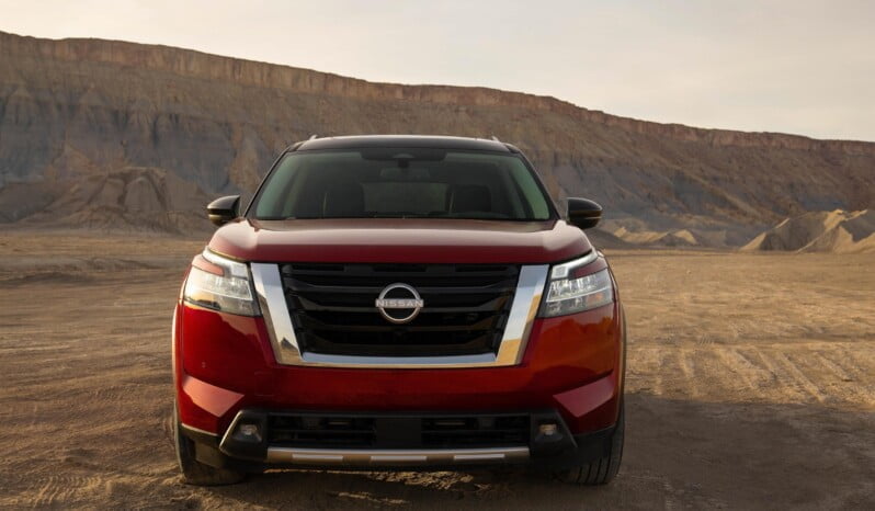 Nissan Pathfinder: Advance lleno