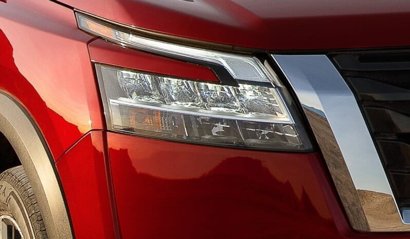 Nissan Pathfinder: Advance lleno