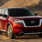 Nissan Pathfinder 2022: El relevo generacional llega con un nuevo diseño exterior e interior y una nueva caja automática de nueve velocidades