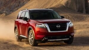 Nissan Pathfinder 2022: El relevo generacional llega con un nuevo diseño exterior e interior y una nueva caja automática de nueve velocidades