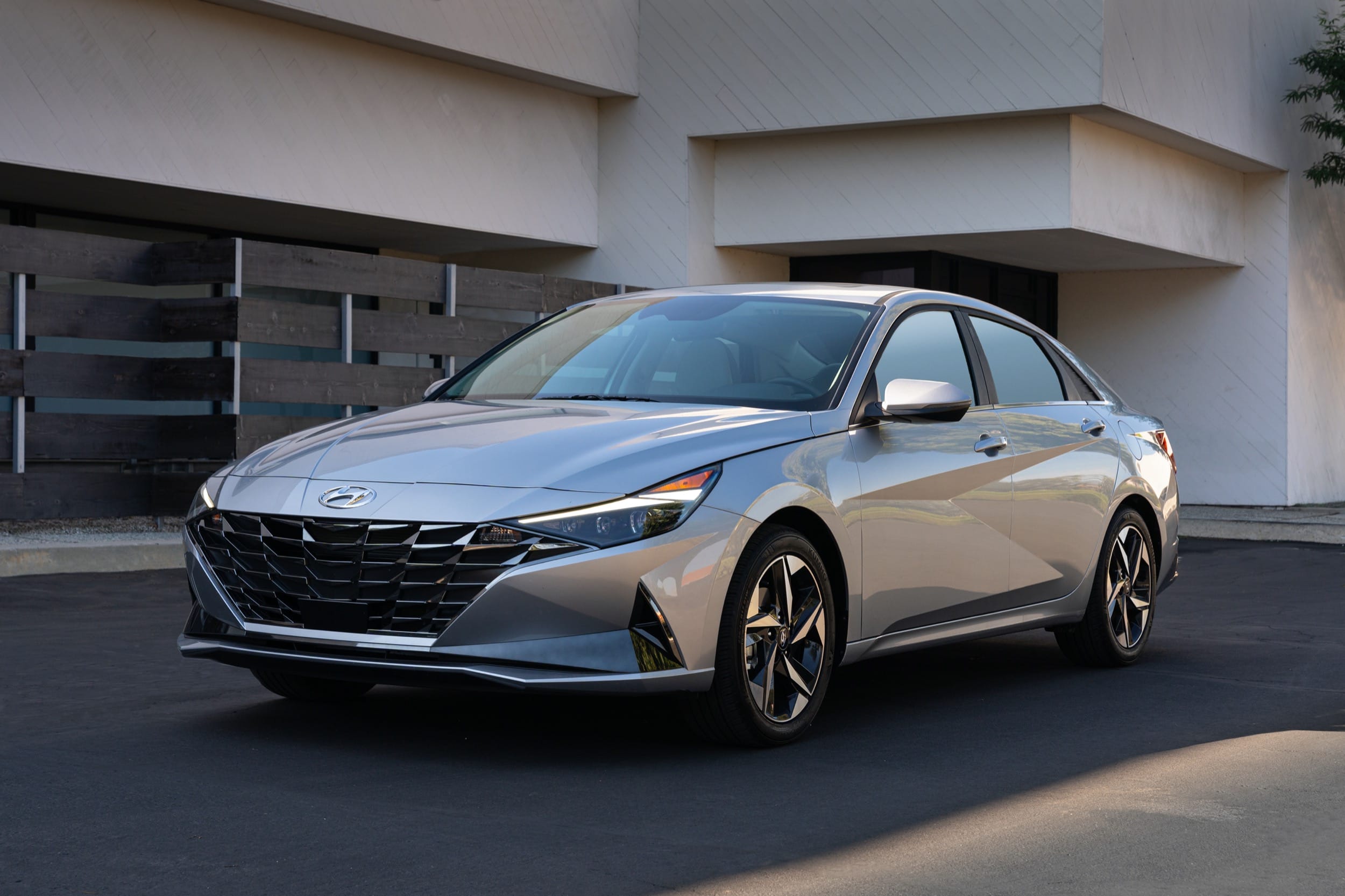 El Hyundai Elantra 2021 llegó a Latinoamérica, incluida su variante