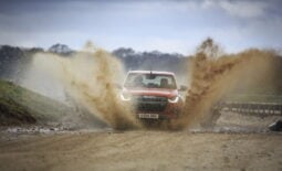 Isuzu D-Max 1.9 Base lleno