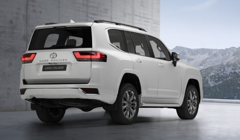 Toyota Land Cruiser 300 ZX lleno