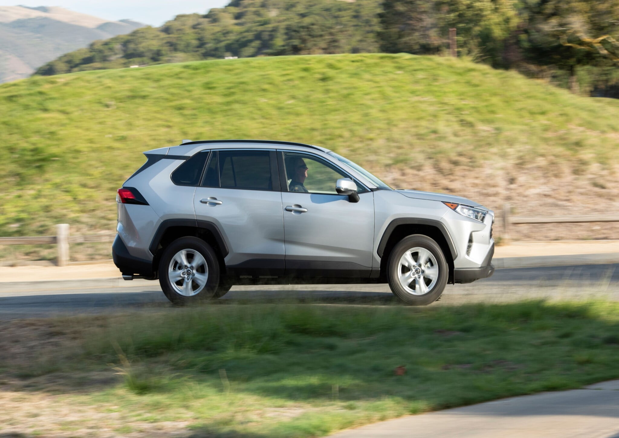 Toyota RAV4 2023: Precios y detalles en Panamá - Deagencia