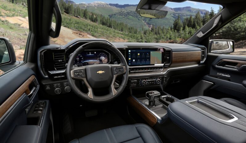 Chevrolet Silverado High Country lleno