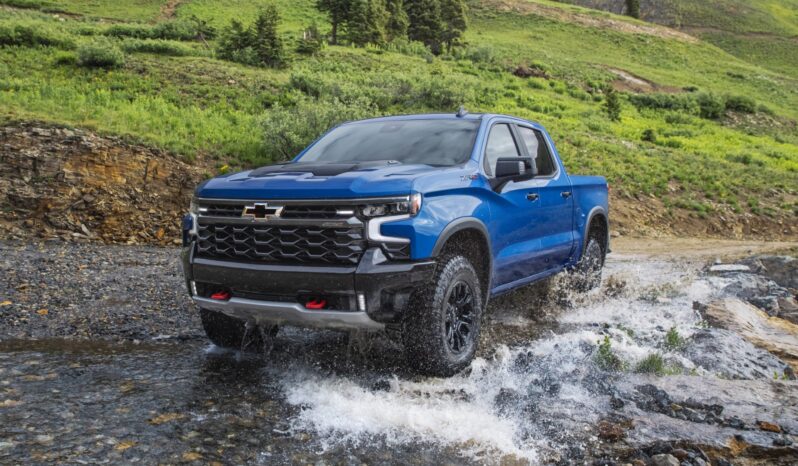 Chevrolet Silverado ZR2 lleno