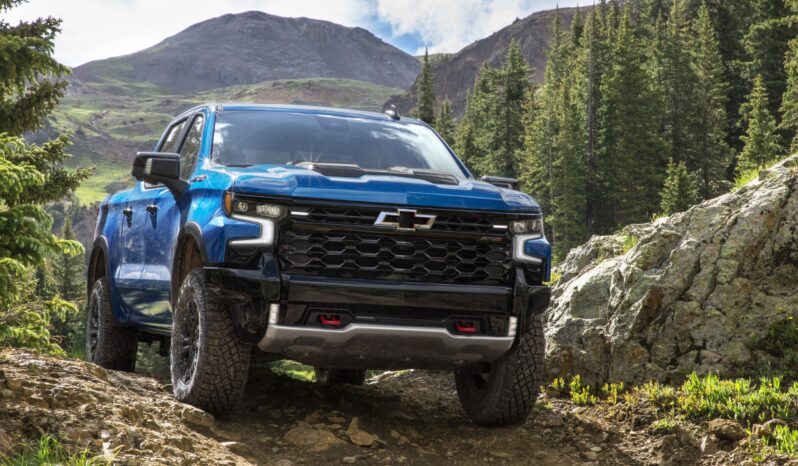 Chevrolet Silverado ZR2 lleno
