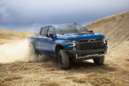 Chevrolet Silverado ZR2 lleno