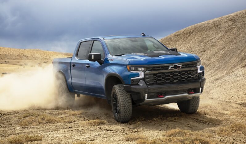 Chevrolet Silverado ZR2 lleno
