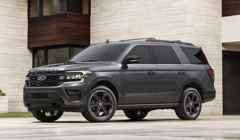 Ford Expedition Stealth lleno