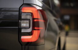 Ford Expedition Stealth lleno