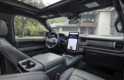 Ford Expedition Stealth lleno