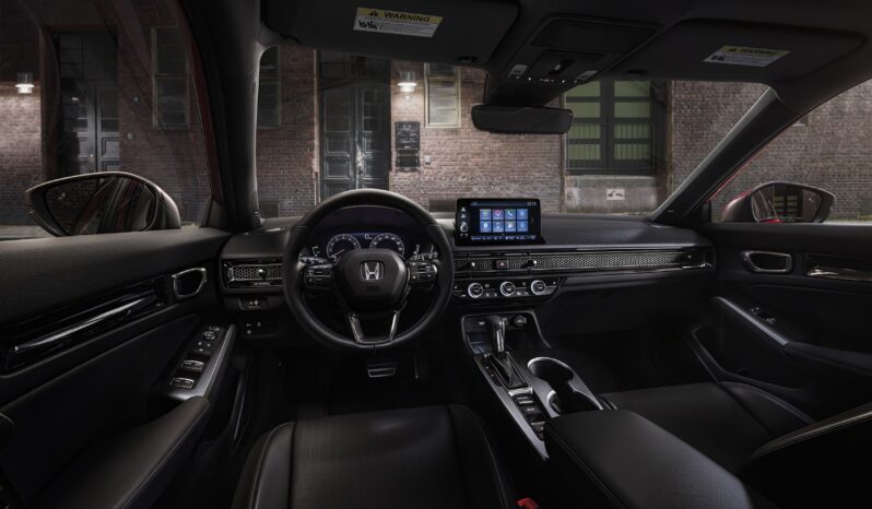 Honda Civic: Hatchback EX-T lleno