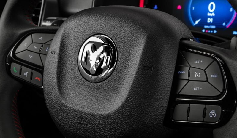 Ram 1000 Big Horn lleno