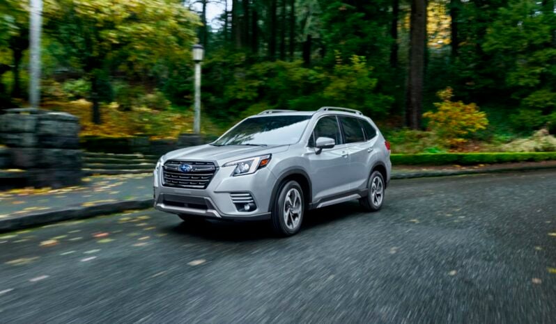 Subaru Forester: Action lleno