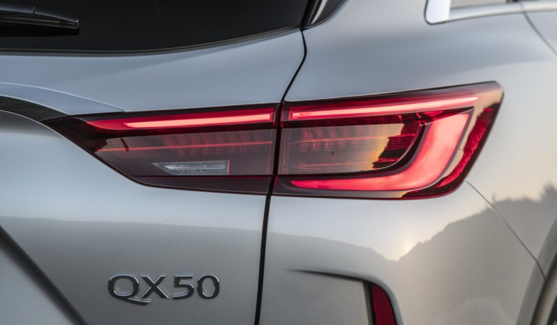 Infiniti QX50 Sensory lleno