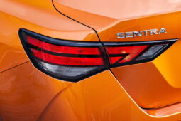 Nissan Sentra: Advance lleno