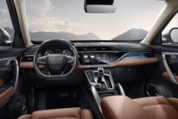 Geely Azkarra: Luxury lleno