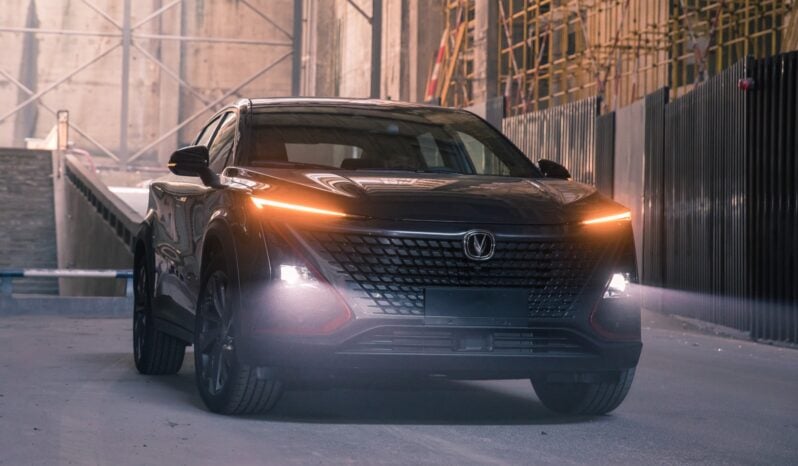 Changan UNI-T lleno