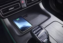 GAC GS8: GL lleno
