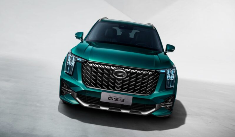 GAC GS8: GL lleno