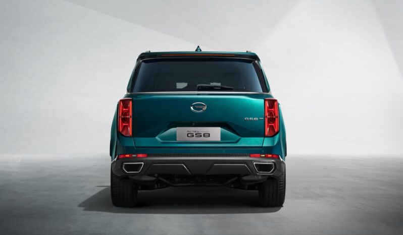 GAC GS8: GL lleno