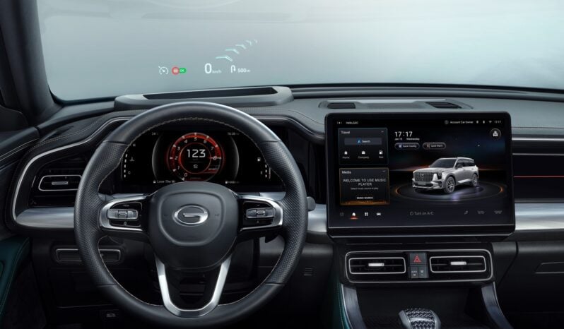 GAC GS8: GL lleno