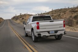 Chevrolet Silverado High Country lleno