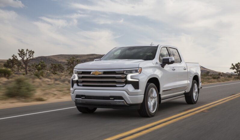 Chevrolet Silverado High Country lleno