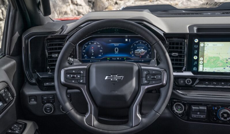 Chevrolet Silverado ZR2 lleno