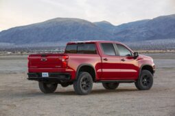 Chevrolet Silverado ZR2 lleno