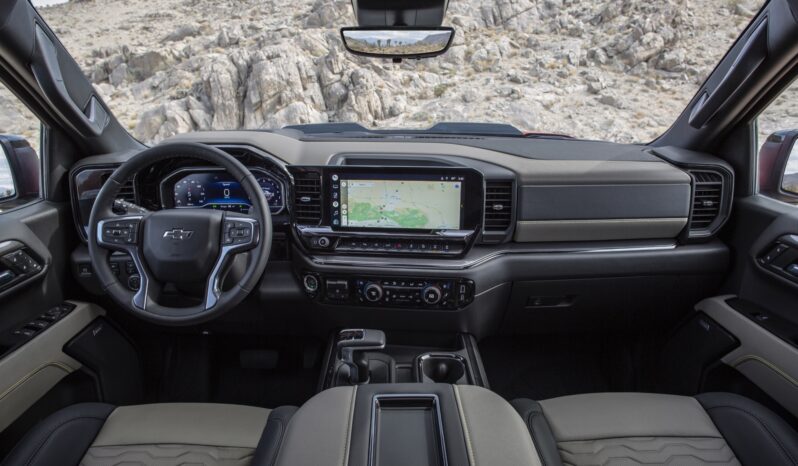 Chevrolet Silverado ZR2 lleno
