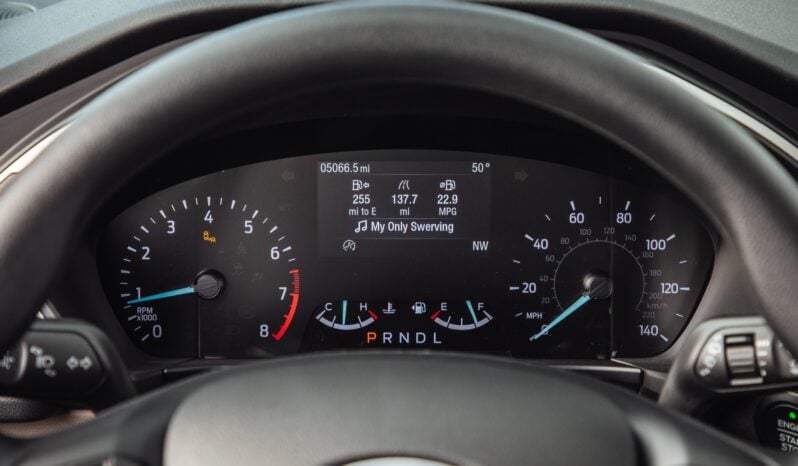 Ford Escape: SE Sport lleno