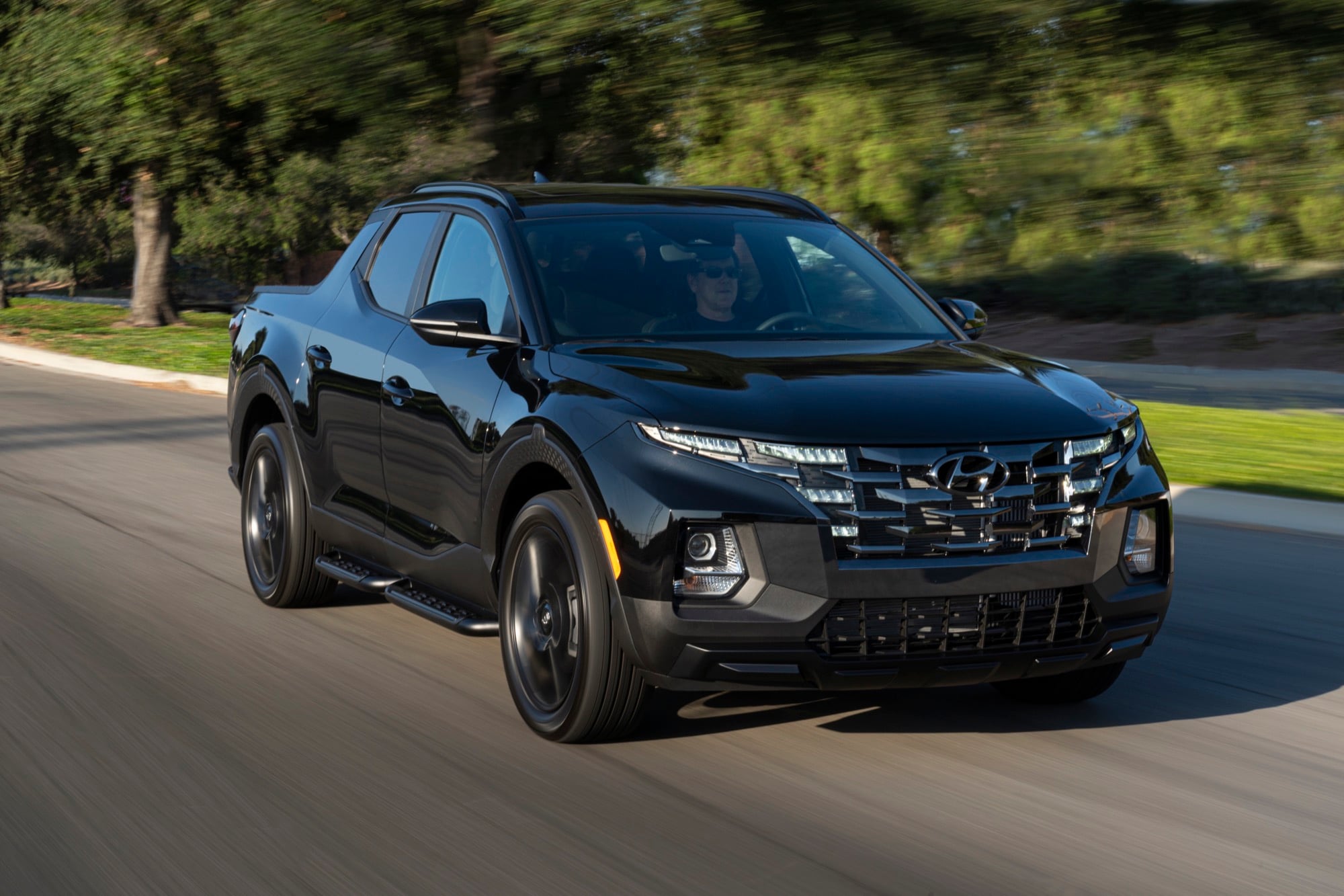 Hyundai Santa Cruz 2023: Ahora con paquete est??tico Night para ...