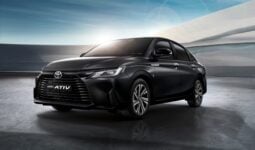 Toyota Yaris: Automático lleno