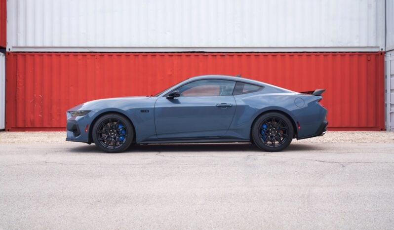 Ford Mustang: GT Premium Fastback lleno