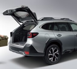 Subaru Outback Touring lleno