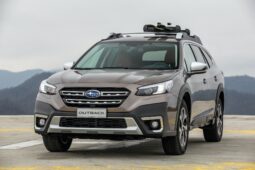 Subaru Outback Touring lleno