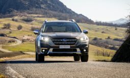 Subaru Outback Touring lleno