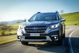 Subaru Outback Touring lleno