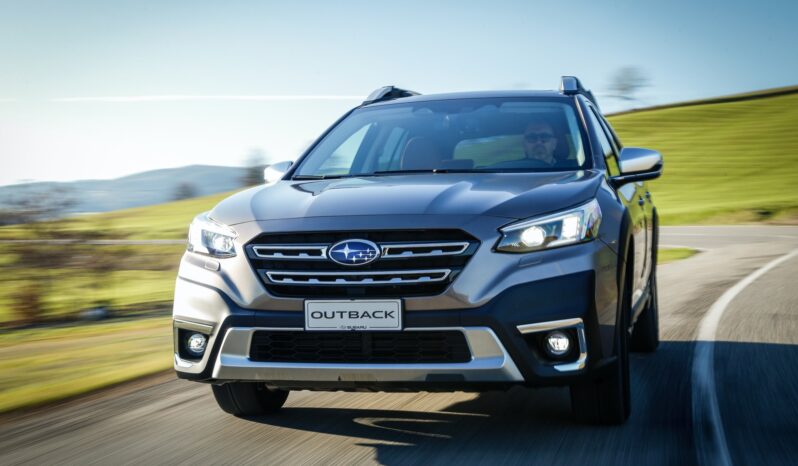 Subaru Outback Touring lleno