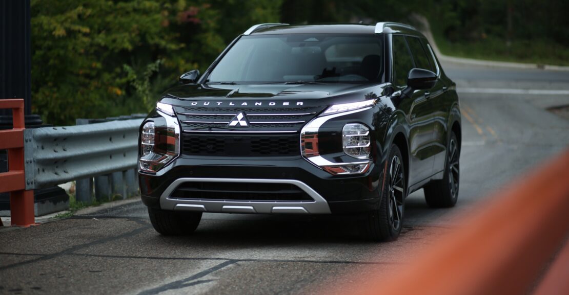 Mitsubishi Outlander PHEV: Exterior