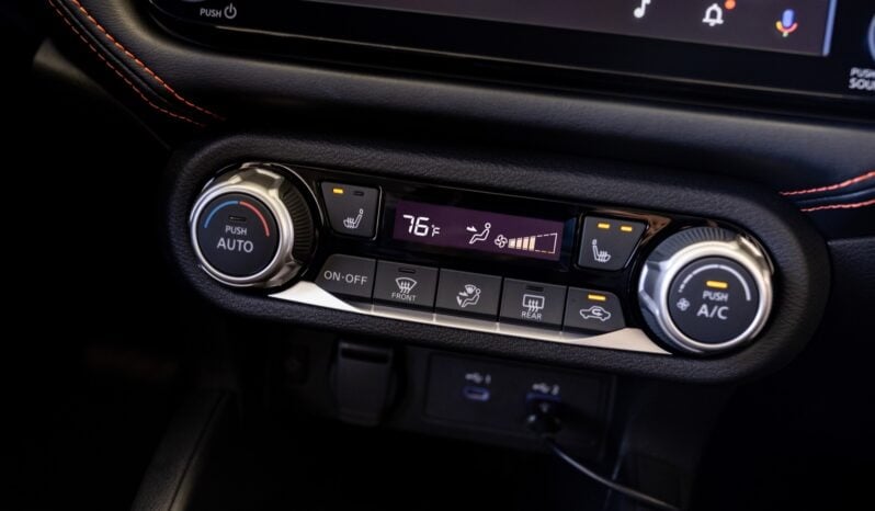 Nissan Versa: Sense lleno