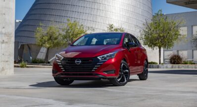 Nissan Versa 2023: Exterior